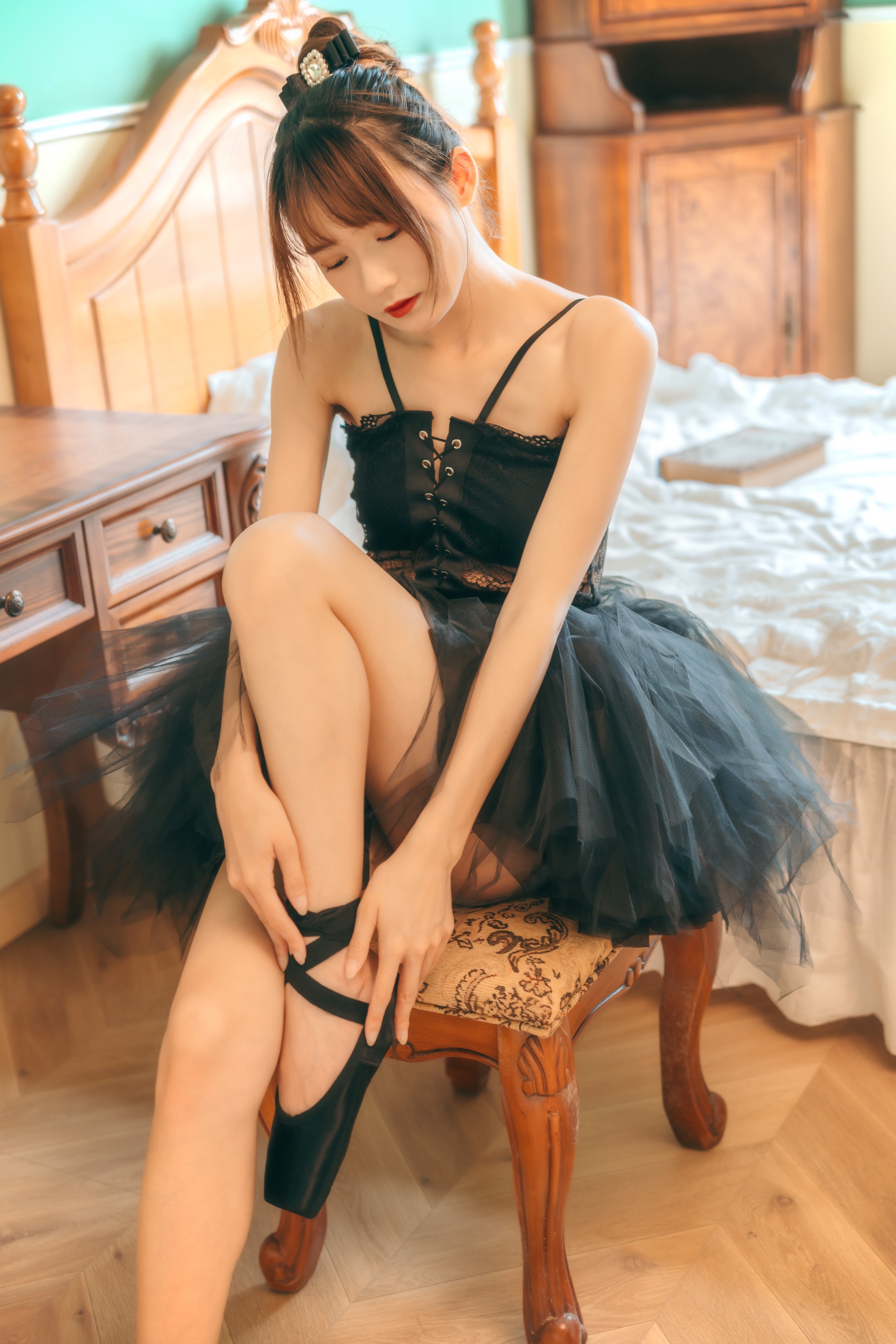 图片[1]-兔子Zzz不吃胡萝卜 – NO.096 足尖上的温柔[21P]-XikXak